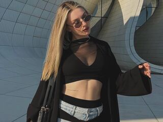 jasmin nude chatroom SuzieGlimp