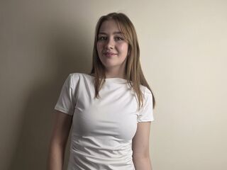 naked girl with webcam masturbating with vibrator TeresiaCaspi