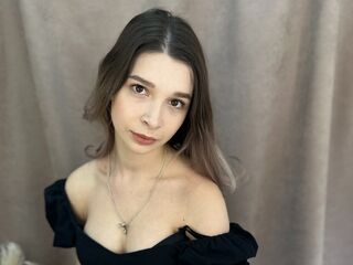 hot naked webcam girl WandaHearing