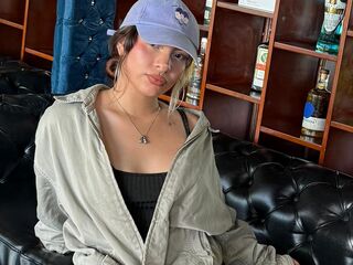camgirl shaving pussy WillowJones