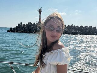 chat room live web cam YaekoBrowers