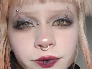 cam girl photo ZeniaThurstonson